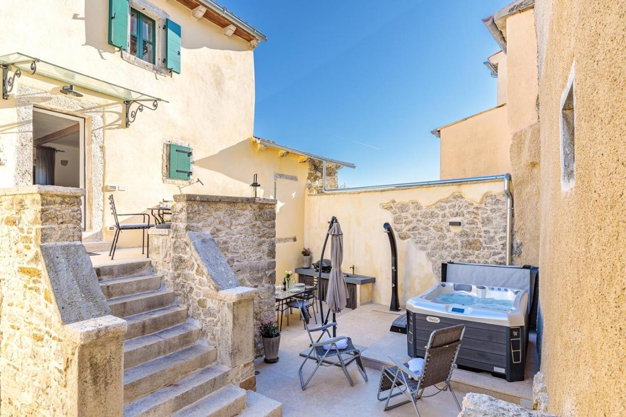 Casa Amelia In Pićan Dış mekan fotoğraf